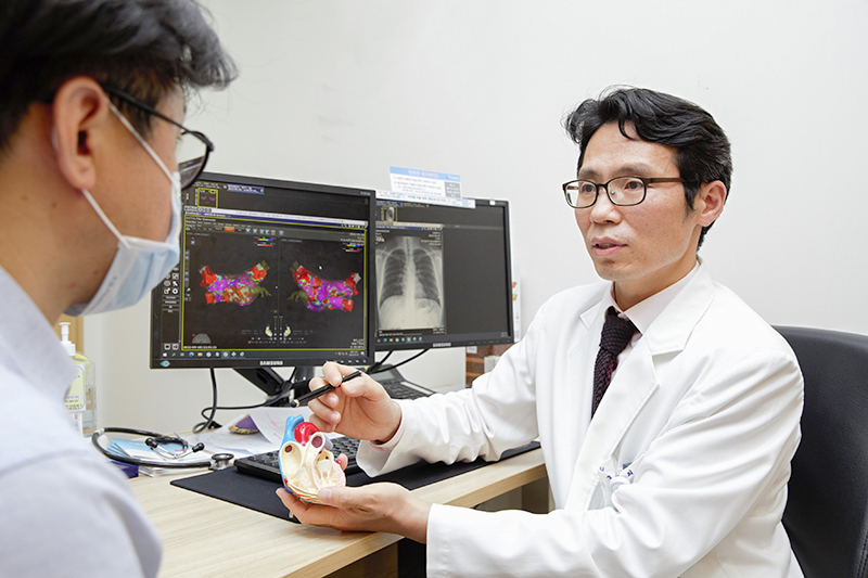 순환기내과 강기운 교수 진료사진